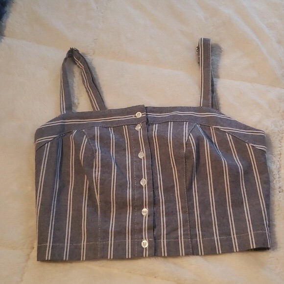 Brandy Melville Crop Top Size Small - Picture 1 of 3